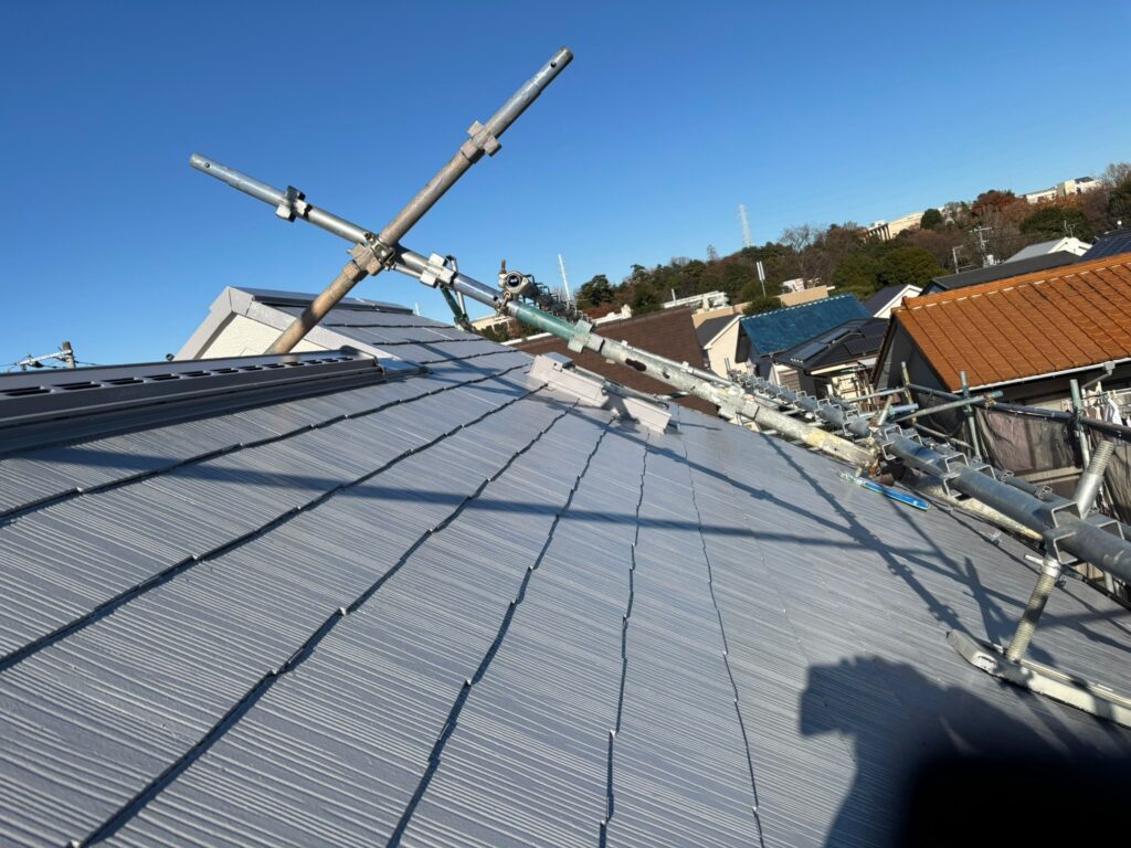 屋根遮熱塗装
快適サーモF