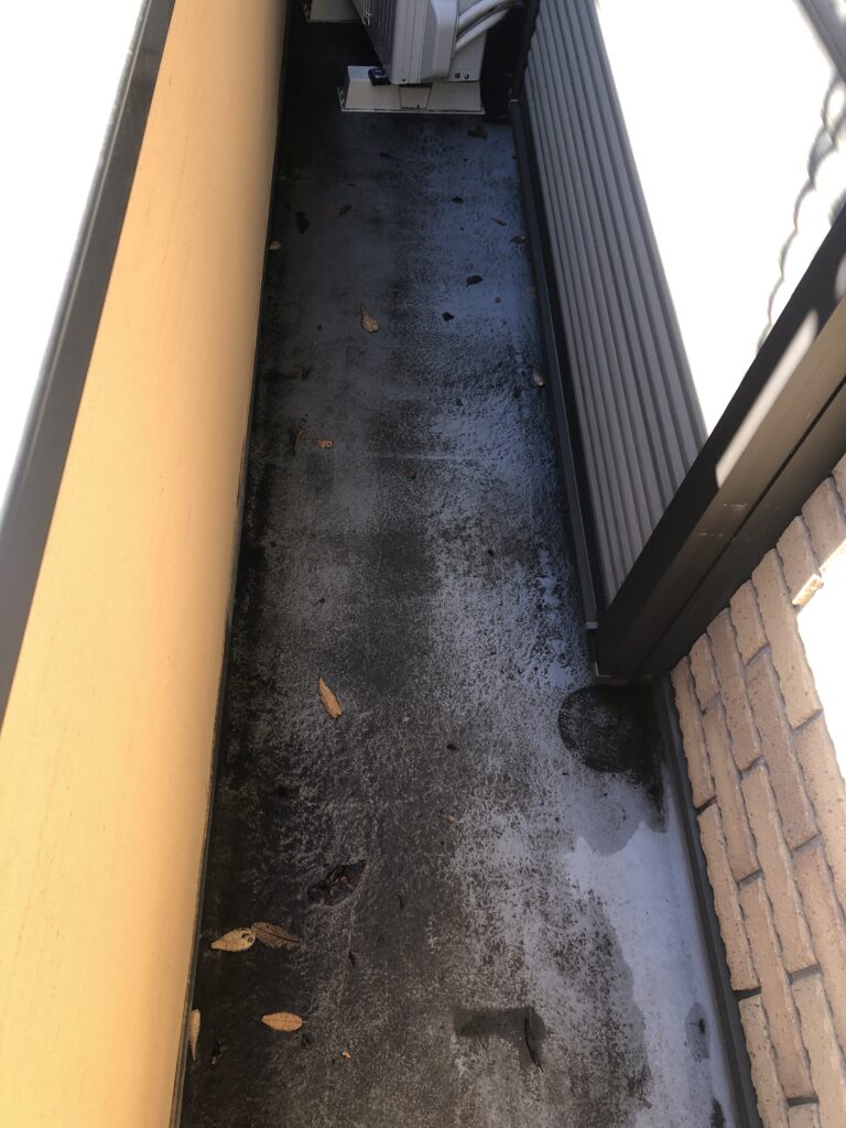FRP防水
トップコート塗装
下地処理