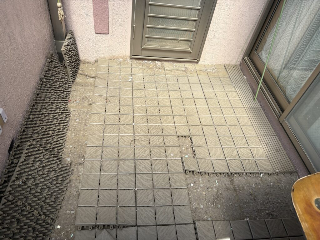 ベランダタイル
高圧洗浄