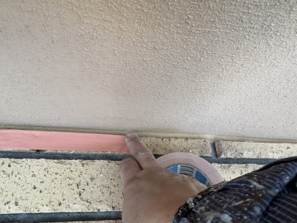 外壁塗装
マスキング養生
